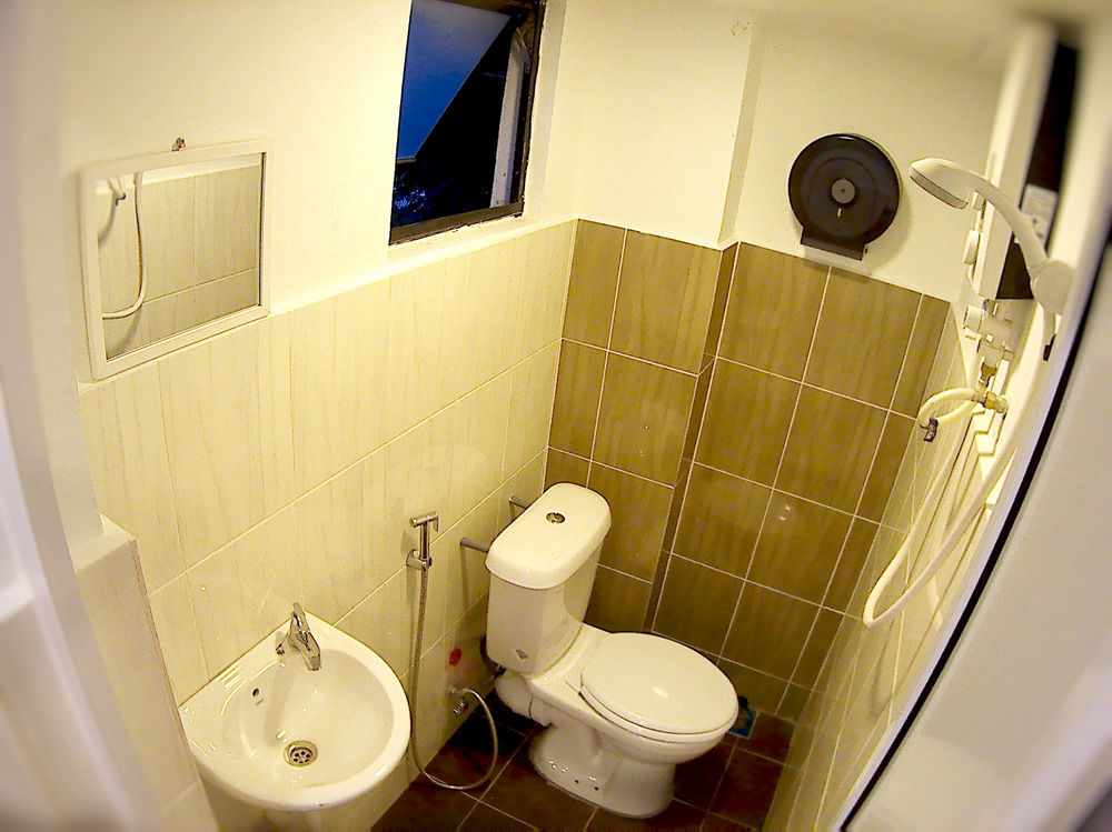 Ringo'S Foyer Hotel Malacca Bagian luar foto